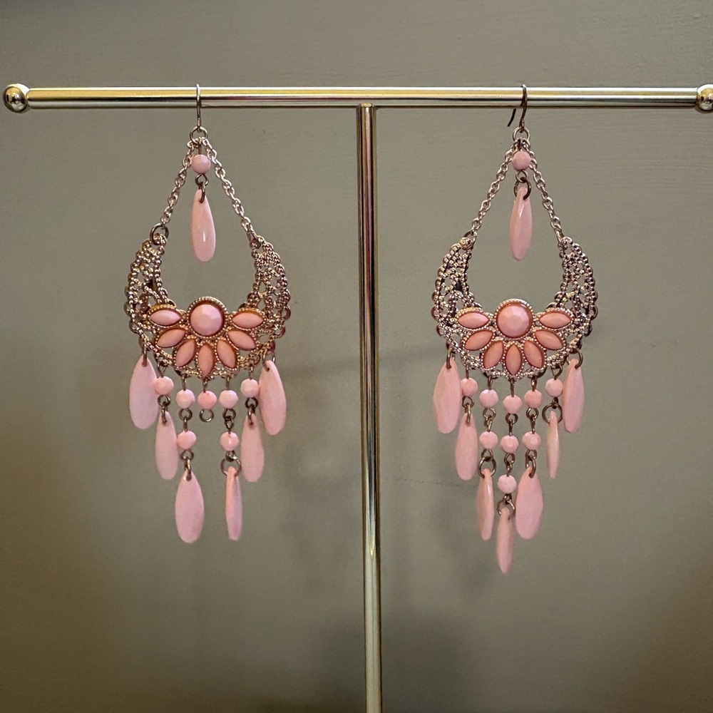 Chic Pink Teardrop Chandelier Earrings